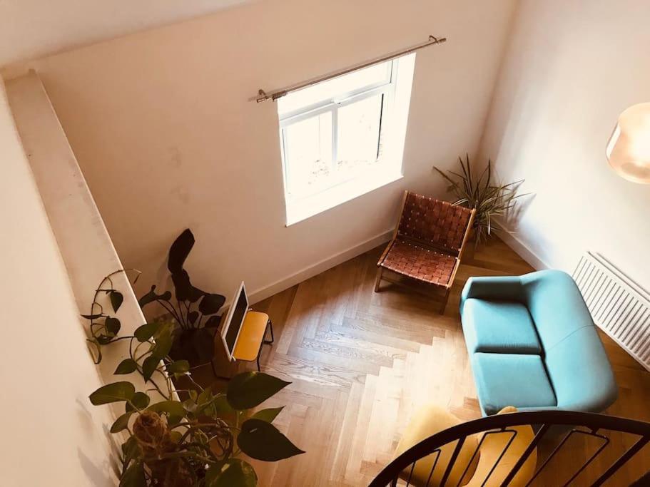 Stylish New Listing! Free Parking, Trendy Location Apartment London Ngoại thất bức ảnh